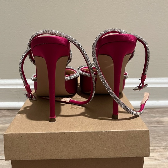 Steve Madden Viable High Stiletto - Picture 6 of 8